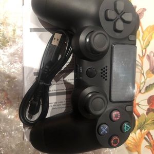 Selling ps4 controller new for 50$